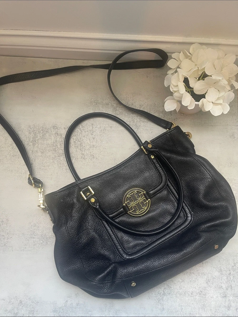 Tory Burch Amanda Black Leather Crossbody Tote